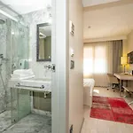 Отель The Gate Atasehir Finance Centre Стамбул