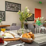 酒店 The Gate Atasehir Finance Centre 3*