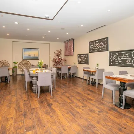 The Gate Atasehir Finance Centre Hotel