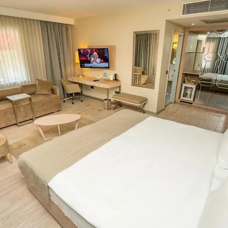 The Gate Atasehir Finance Centre 3*