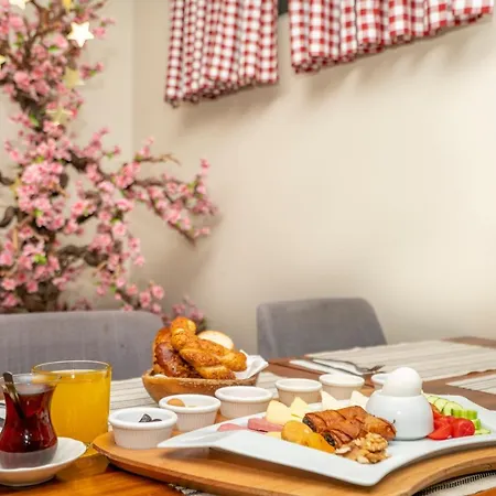 The Gate Atasehir Finance Centre Hotel 3*